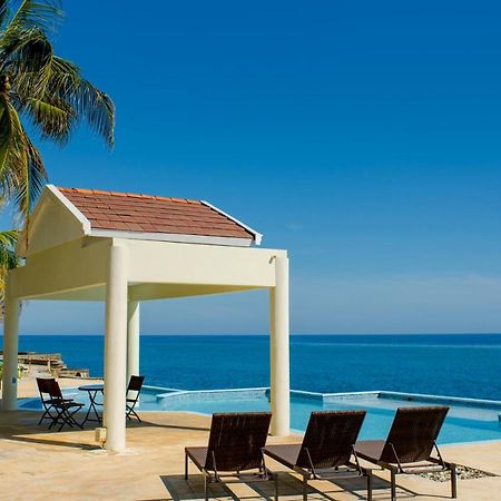 Ocho Rios Penthouse At Whispering Seas Lejlighed Eksteriør billede
